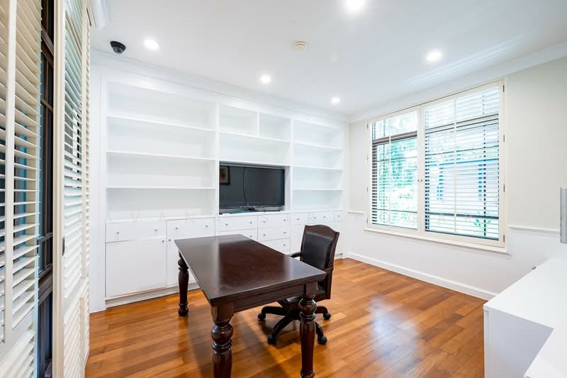 Baan Sansiri Sukhumvit 67, Bangkok, 32 Soi Sukhumvit 67, Phra Kanong Nua, Watthana, Bangkok, 4 Bedrooms, 394 sqm, Single Detached House For Rent, by Pavana Sirikogar, 500161455 - DDproperty.com