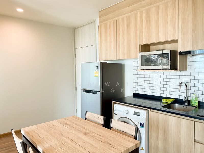 Noble Revolve Ratchada 2, Bangkok, 70 Soi Ratchadaphisek 10, Ratchadaphisek Road, Huai Khwang, Huai Khwang, Bangkok, 2 Bedrooms, 38 sqm, Condo For Rent, by Puriwat Chinsongkram, 500161480 - DDproperty.com