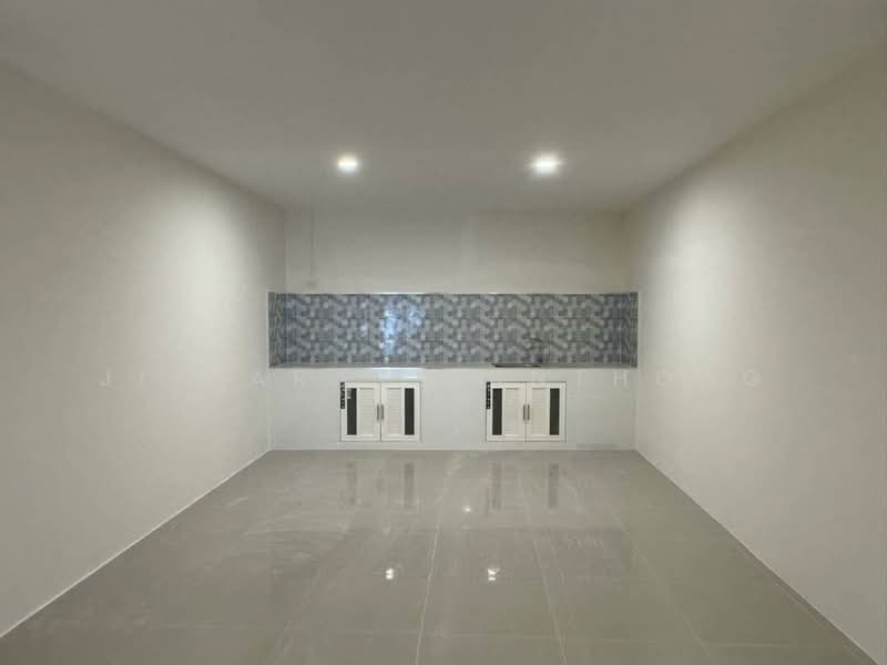 หมู่บ้านณัฐกานต์3-5, กรุงเทพ, คลองถนน, สายไหม, กรุงเทพ, 108 ตร.ม., ทาวน์เฮ้าส์ ขาย, โดย Jittarat Kunthong, 500161481 - DDproperty.com