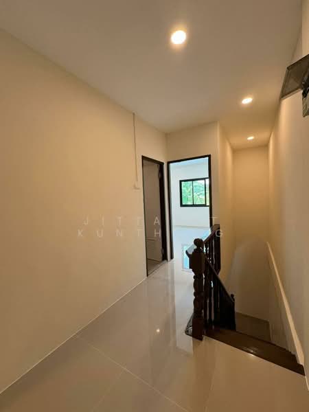 หมู่บ้านณัฐกานต์3-5, กรุงเทพ, คลองถนน, สายไหม, กรุงเทพ, 108 ตร.ม., ทาวน์เฮ้าส์ ขาย, โดย Jittarat Kunthong, 500161481 - DDproperty.com