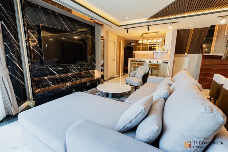 Belle Grand Rama 9, Bangkok, 131 Rama 9 Road, Huai Khwang, Huai Khwang, Bangkok, 3 Bedrooms, 181 sqm, Condo For Sale, by Sirirut Havee Akehurst, 500161499 - DDproperty.com