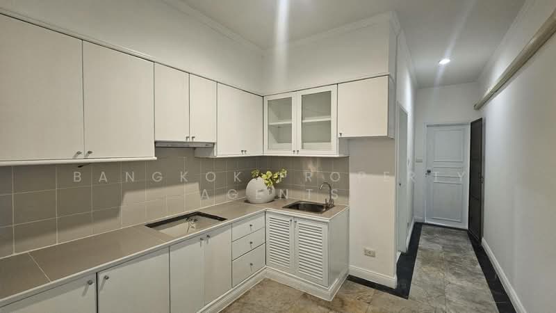 The Waterford Park, Bangkok, Soi Sukhumvit 53, Khlong Tan Nua, Watthana, Bangkok, 2 Bedrooms, 135 sqm, Condo For Rent, by BANGKOK PROPERTY AGENTS, 500161564 - DDproperty.com