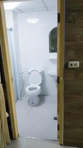 Ratchada City 18 Condominium, Bangkok, Soi 18, Ratchadaphisek Road, Samsen Nok, Huai Khwang, Bangkok, Studio, 29 sqm, Condo For Sale, by Veera Sawatrangsri, 500161568 - DDproperty.com