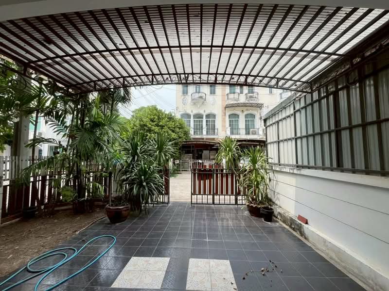 The Metro Rama 9, Bangkok, Soi 3/2, Prawet, Prawet, Bangkok, 3 Bedrooms, 108 sqm, Townhouse For Rent, by Agent Pla, 500161586 - DDproperty.com