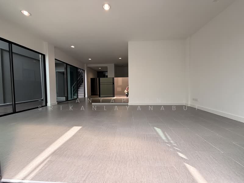 Noble Cube Pattanakarn : โนเบิล คิวบ์ พัฒนาการ, กรุงเทพ, ถนนพัฒนาการ, สวนหลวง, สวนหลวง, กรุงเทพ, 395 ตร.ม., ทาวน์เฮ้าส์ ให้เช่า, โดย Anyaporn Srikanlayanabut, 500161595 - DDproperty.com