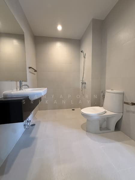 Noble Cube Pattanakarn, Bangkok, Phatthanakan Road, Suan Luang, Suan Luang, Bangkok, 9 Bedrooms, 395 sqm, Townhouse For Rent, by Anyaporn Srikanlayanabut, 500161595 - DDproperty.com
