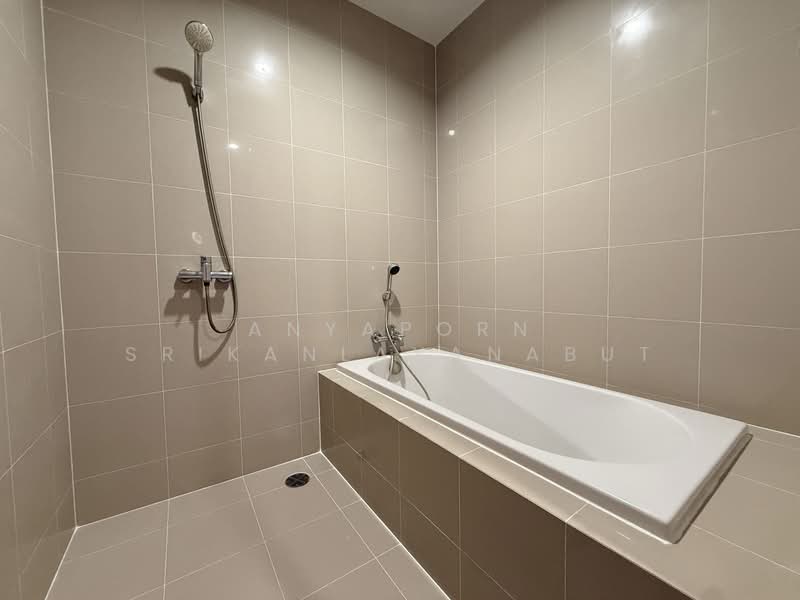 Noble Cube Pattanakarn, Bangkok, Phatthanakan Road, Suan Luang, Suan Luang, Bangkok, 9 Bedrooms, 395 sqm, Townhouse For Rent, by Anyaporn Srikanlayanabut, 500161595 - DDproperty.com