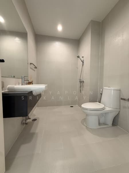 Noble Cube Pattanakarn, Bangkok, Phatthanakan Road, Suan Luang, Suan Luang, Bangkok, 9 Bedrooms, 395 sqm, Townhouse For Rent, by Anyaporn Srikanlayanabut, 500161595 - DDproperty.com