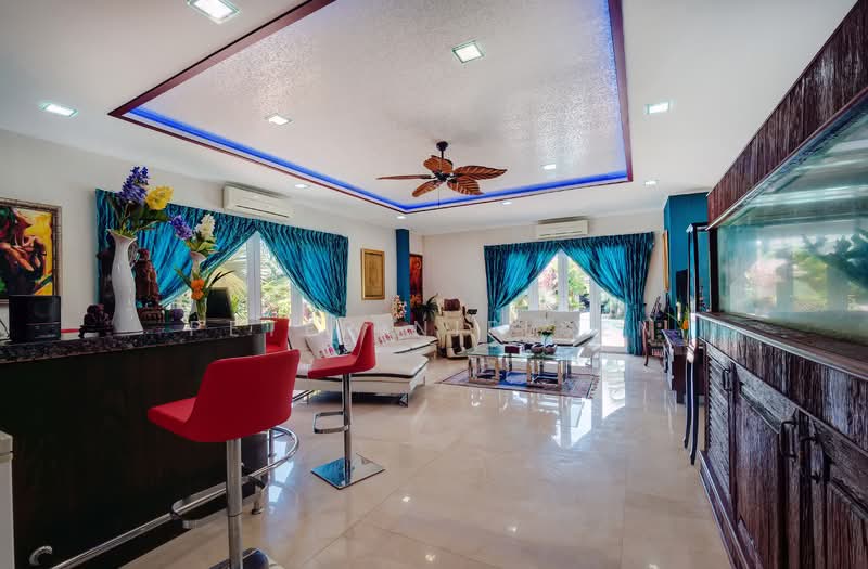 Large Bang Saray House With Over 2 Rai Of Land, Chon Buri (Pattaya), Bang Sa-re, Sattahip, Chon Buri (Pattaya), 8 Bedrooms, 1,103 sqm, Single Detached House For Sale, by Peter Nielsen, 500161600 - DDproperty.com