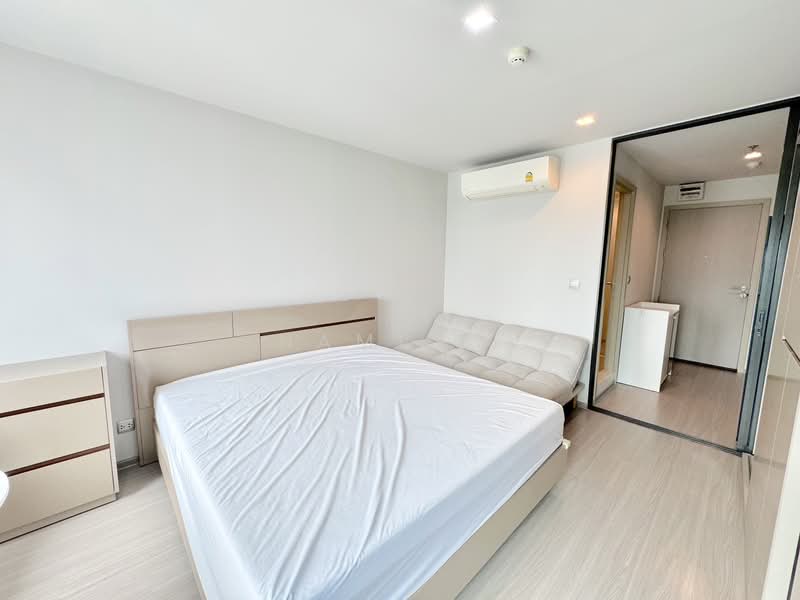 Life Ladprao, bangkok, 992 Ladprao Road, Jom Phon, Chatuchak, Bangkok, 1 Bedroom, 27 sqm, Condo For Sale, by Nami E., 500161601 - DDproperty.com