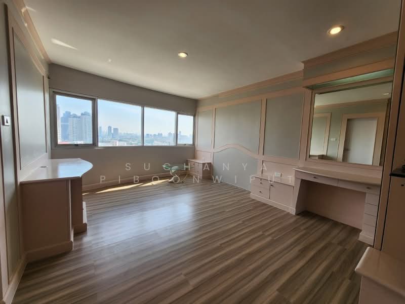 Saichol Mansion, Bangkok, 1349/1-208 Charoennakorn Road, Bang Lam Phu Lang, Khlong San, Bangkok, 4 Bedrooms, 339 sqm, Condo For Rent, by Suchanya Piboonwiput, 500161607 - DDproperty.com