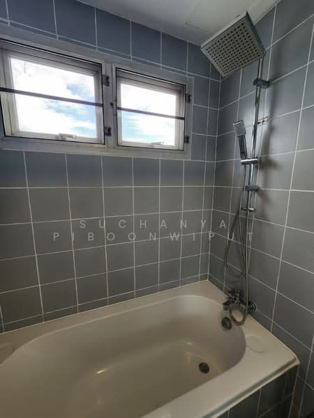 Saichol Mansion, Bangkok, 1349/1-208 Charoennakorn Road, Bang Lam Phu Lang, Khlong San, Bangkok, 4 Bedrooms, 339 sqm, Condo For Rent, by Suchanya Piboonwiput, 500161607 - DDproperty.com