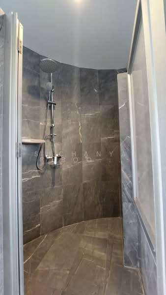 Saichol Mansion, Bangkok, 1349/1-208 Charoennakorn Road, Bang Lam Phu Lang, Khlong San, Bangkok, 4 Bedrooms, 339 sqm, Condo For Rent, by Suchanya Piboonwiput, 500161607 - DDproperty.com