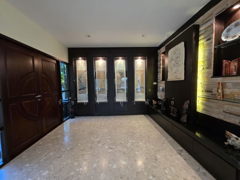 Tararom Ramkhamhaeng 150, Bangkok, Soi Ramkhamhaeng 150, Saphan Sung, Saphan Sung, Bangkok, 4 Bedrooms, 400 sqm, Single Detached House For Sale, by Rachaya Yuvaphan, 500161610 - DDproperty.com