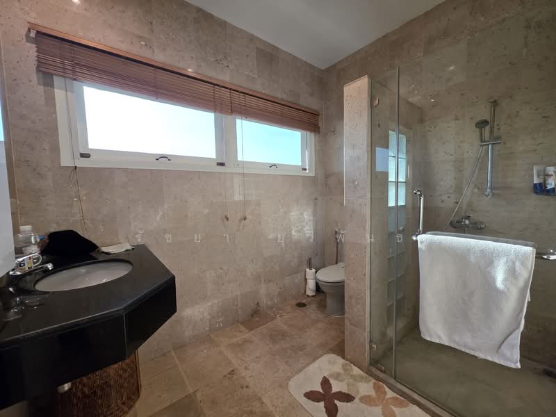 Tararom Ramkhamhaeng 150, Bangkok, Soi Ramkhamhaeng 150, Saphan Sung, Saphan Sung, Bangkok, 4 Bedrooms, 400 sqm, Single Detached House For Sale, by Rachaya Yuvaphan, 500161610 - DDproperty.com