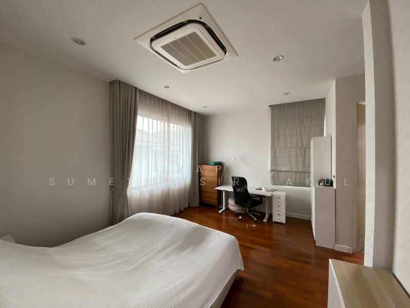 Prinn Sathorn-Ratchaphruek, Bangkok, Ratchaphruek Road, Bang Chak, Phasi Charoen, Bangkok, 5 Bedrooms, 348 sqm, Single Detached House For Sale, by Orapa Sumetheesirisakul, 500161633 - DDproperty.com