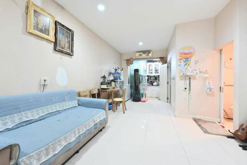 Baan Klang Muang Ratchada 36 : บ้านกลางเมือง รัชดา 36, กรุงเทพ, รัชดาภิเษก 36 แยก 9-3-6, จันทรเกษม, จตุจักร, กรุงเทพ, 410 ตร.ม., ทาวน์เฮ้าส์ ขาย, โดย Orapa Sumetheesirisakul, 500161636 - DDproperty.com