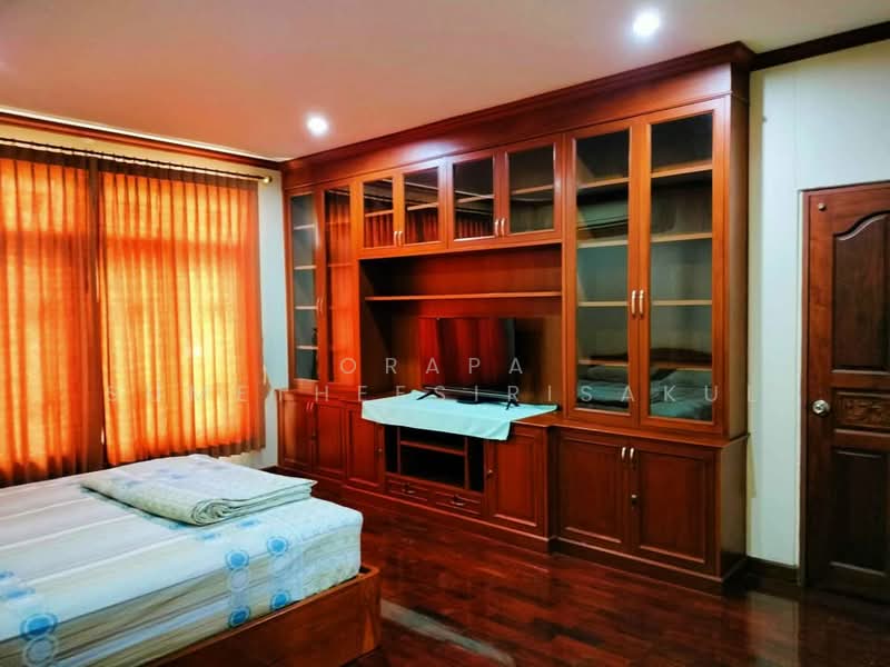 3-BR House, Bangkok, Bang Waek, Phasi Charoen, Bangkok, 3 Bedrooms, 150 sqm, Single Detached House For Sale, by Orapa Sumetheesirisakul, 500161658 - DDproperty.com