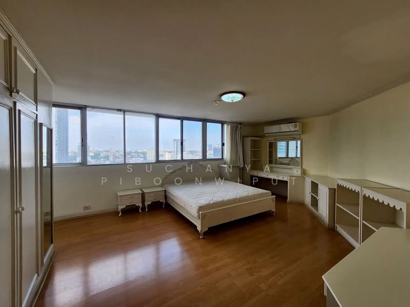 Tai Ping Towers, Bangkok, 582 Soi Sukhumvit 63, Khlong Tan Nua, Watthana, Bangkok, 4 Bedrooms, 252 sqm, Condo For Rent, by Suchanya Piboonwiput, 500161661 - DDproperty.com