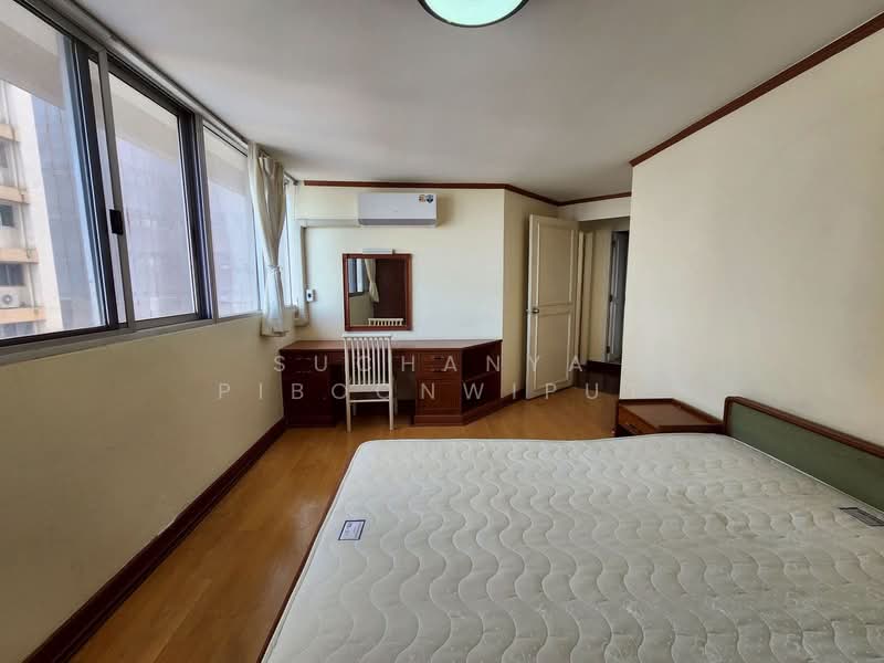 Tai Ping Towers, Bangkok, 582 Soi Sukhumvit 63, Khlong Tan Nua, Watthana, Bangkok, 4 Bedrooms, 252 sqm, Condo For Rent, by Suchanya Piboonwiput, 500161661 - DDproperty.com