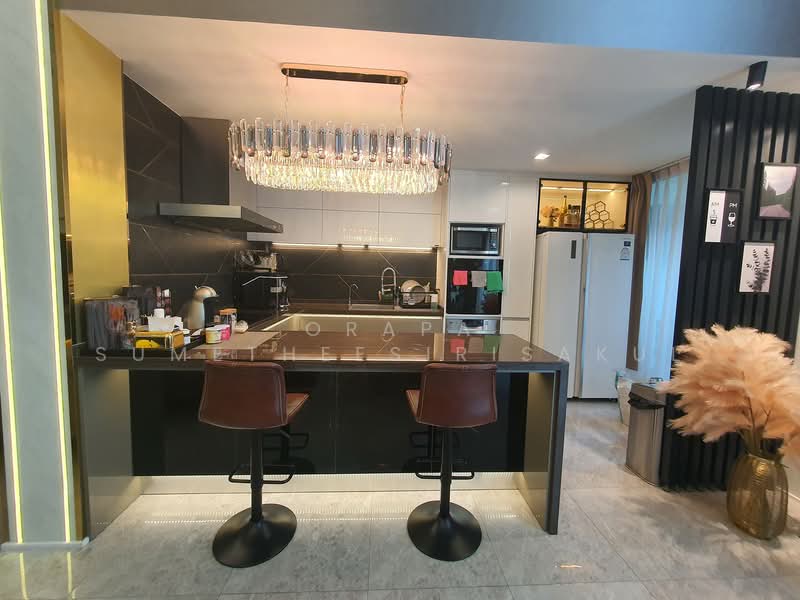 Glam, Bangkok, 161 Soi Satriwitthaya 2 Junction 23, Lat Phrao, Lat Phrao, Bangkok, 3 Bedrooms, 385 sqm, Townhouse For Sale, by Orapa Sumetheesirisakul, 500161665 - DDproperty.com