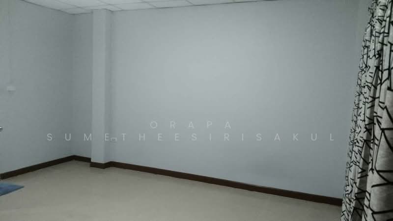 5-BR Townhouse, Bangkok, Bang Waek, Phasi Charoen, Bangkok, 5 Bedrooms, 300 sqm, Townhouse For Sale, by Orapa Sumetheesirisakul, 500161670 - DDproperty.com