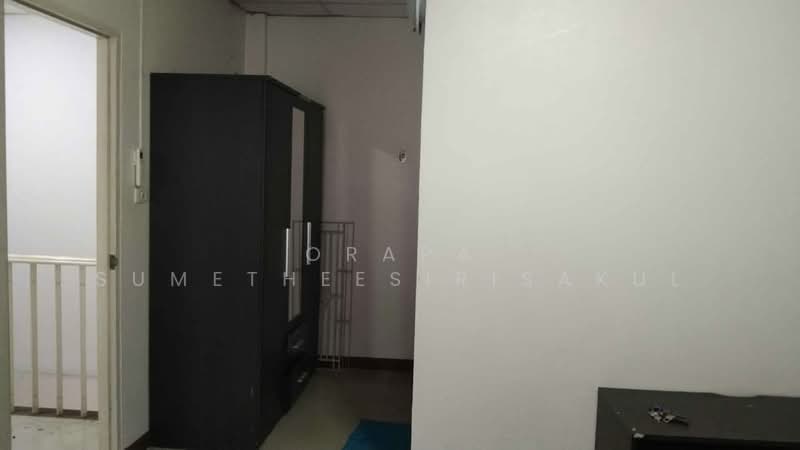5-BR Townhouse, Bangkok, Bang Waek, Phasi Charoen, Bangkok, 5 Bedrooms, 300 sqm, Townhouse For Sale, by Orapa Sumetheesirisakul, 500161670 - DDproperty.com