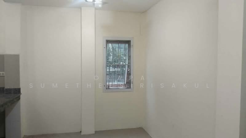 5-BR Townhouse, Bangkok, Bang Waek, Phasi Charoen, Bangkok, 5 Bedrooms, 300 sqm, Townhouse For Sale, by Orapa Sumetheesirisakul, 500161670 - DDproperty.com