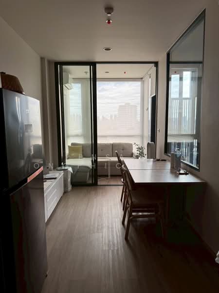 The Issara Sathorn : ดิ อิสสระ สาทร, Bangkok, ถนนจันทน์, Thung Maha Mek, Sathon, Bangkok, 1 Bedroom, 37 sqm, Condo For Rent, by Pensasi Ongphichetmetha, 500161715 - DDproperty.com