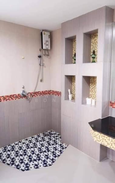 4 Bedroom House for Sale and Rent in Pattaya, Chon Buri (Pattaya), Khao Mai Kaeo, Bang Lamung (Pattaya), Chon Buri (Pattaya), 4 Bedrooms, 350 sqm, Single Detached House For Sale, by Panupan (Bond) Thongpan, 500161739 - DDproperty.com