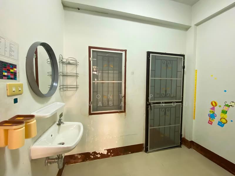 Eastern Land The Plus, Chon Buri (Pattaya), Surasak, Si Racha, Chon Buri (Pattaya), 2 Bedrooms, 80 sqm, Townhouse For Rent, by Pronthip Wattanasatiengul, 500161755 - DDproperty.com