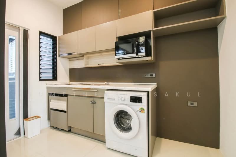 Landmark Ekamai-Ramindra, Bangkok, Sukhonthasawat Road, Lat Phrao, Lat Phrao, Bangkok, 3 Bedrooms, 168 sqm, Townhouse For Sale, by Orapa Sumetheesirisakul, 500161759 - DDproperty.com