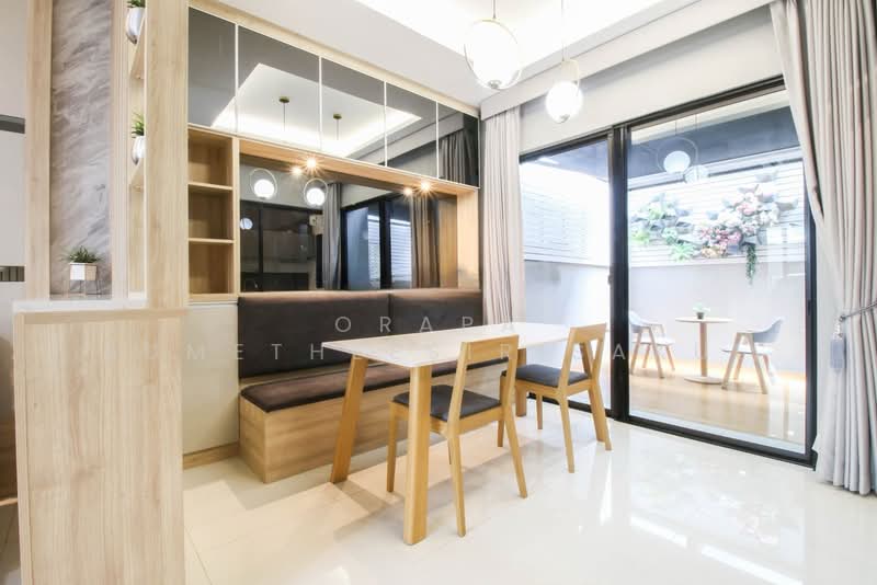 Landmark Ekamai-Ramindra, Bangkok, Sukhonthasawat Road, Lat Phrao, Lat Phrao, Bangkok, 3 Bedrooms, 168 sqm, Townhouse For Sale, by Orapa Sumetheesirisakul, 500161759 - DDproperty.com