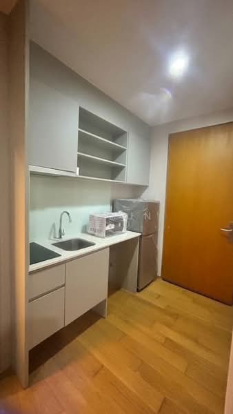 Noble Revo Silom, Bangkok, 88 Soi Surasak Surasak Road, Silom, Bang Rak, Bangkok, 1 Bedroom, 31 sqm, Condo For Sale, by Pafhun  Detnopmani , 500161769 - DDproperty.com