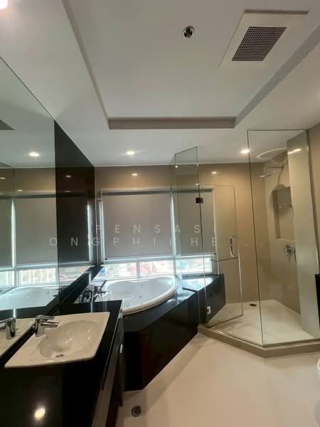 Royal Residence Park, Bangkok, 99 Royal Resident Park Lumphini, Lumphini, Pathum Wan, Bangkok, 3 Bedrooms, 230 sqm, Apartment For Rent, by Pensasi Ongphichetmetha, 500161802 - DDproperty.com