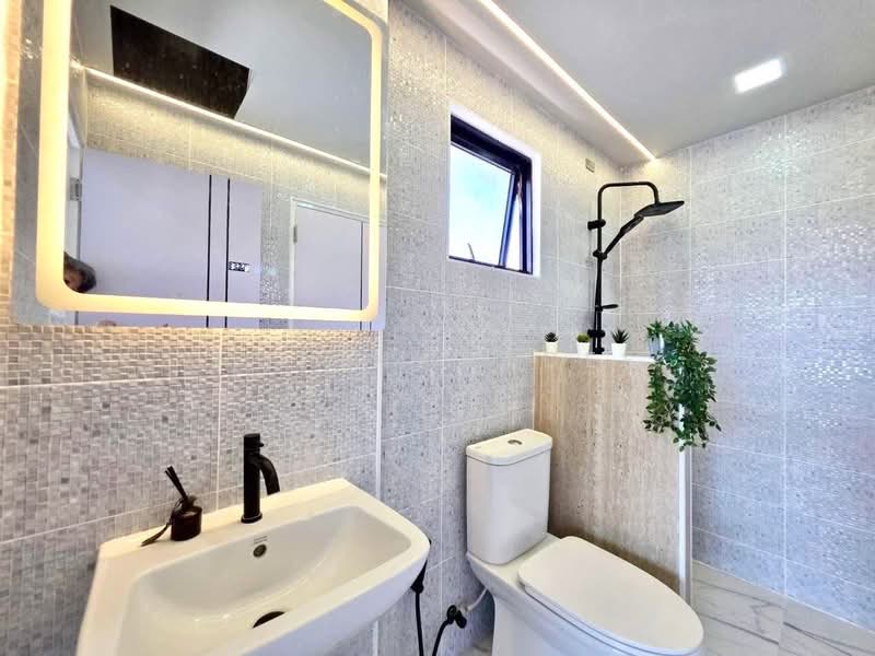 Baan Fah Piyarom - Lumlukka Klong 6, Pathum Thani, Lam Luk Ka Road, Khlong 6 (Exit), Bung Kham Proi, Lam Luk Ka, Pathum Thani, 3 Bedrooms, 100 sqm, Single Detached House For Sale, by Nutthavadee Kittihut, 500161825 - DDproperty.com