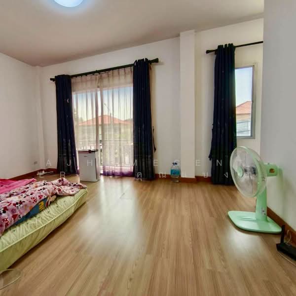 Neighborhome Watcharaphon, Bangkok, Sukhaphiban 5, Sam Wa Tawan Ok, Khlong Sam Wa, Bangkok, 3 Bedrooms, 150 sqm, Single Detached House For Sale, by AJHOMECENTER - คุณแบงค์, 500161830 - DDproperty.com