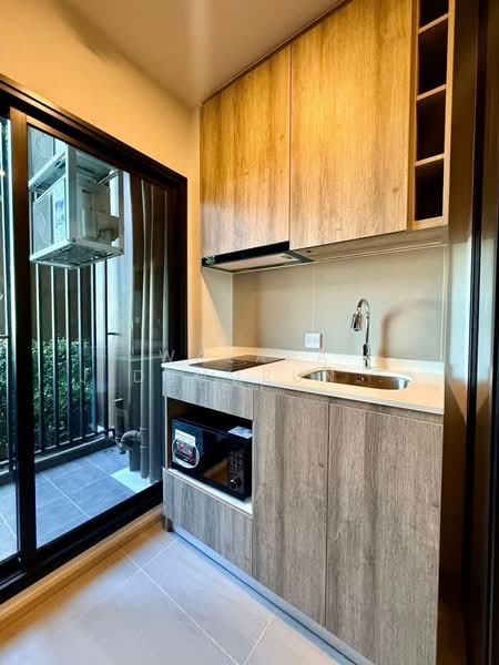 Metris District Ladprao, Bangkok, Lat Phrao Rd, Jom Phon, Chatuchak, Bangkok, 1 Bedroom, 30 sqm, Condo For Rent, by Walapa Jidbumrungsakun, 500161922 - DDproperty.com