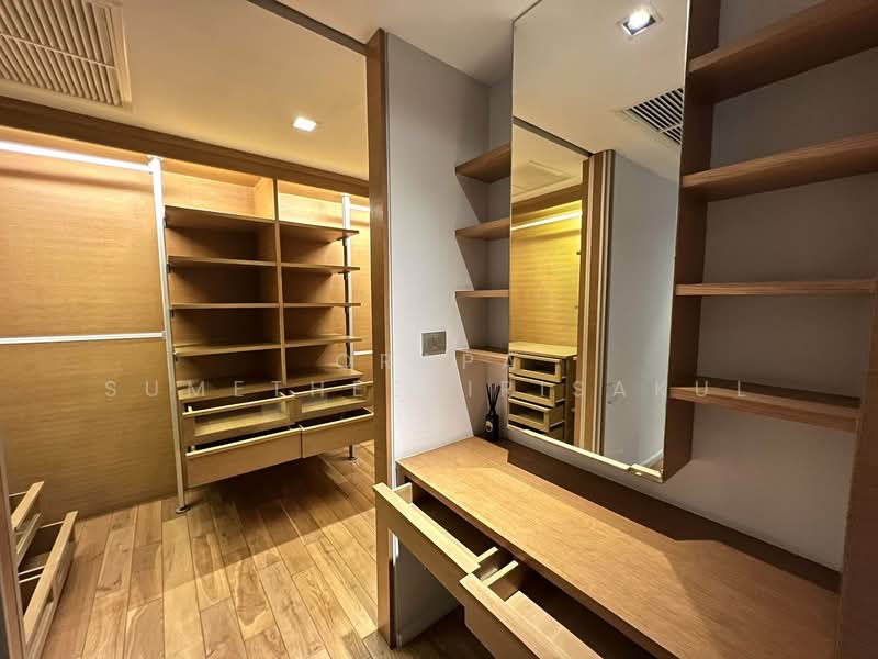 Ficus Lane, Bangkok, Soi Sukhumvit 44/1, Phra Kanong, Khlong Toei, Bangkok, 4 Bedrooms, 439 sqm, Condo For Sale, by Orapa Sumetheesirisakul, 500161933 - DDproperty.com