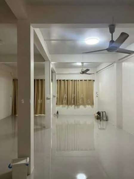 ทาวน์เฮ้าส์ 2-ห้องนอน, กรุงเทพ, บางจาก, พระโขนง, กรุงเทพ, 93 ตร.ม., ทาวน์เฮ้าส์ ขาย, โดย Orapa Sumetheesirisakul, 500161943 - DDproperty.com