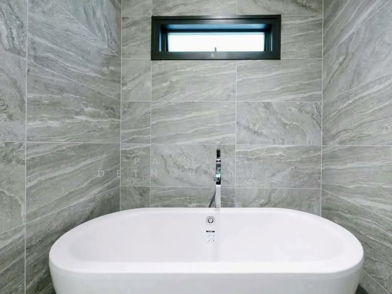 The Esse Sukhumvit 36 : ดิ เอส สุขุมวิท 36, กรุงเทพ, ซอยสุขุมวิท 36 ถนนสุขุมวิท, พระโขนง, คลองเตย, กรุงเทพ, 124 ตร.ม., คอนโด ให้เช่า, โดย Pafhun  Detnopmani , 500161956 - DDproperty.com