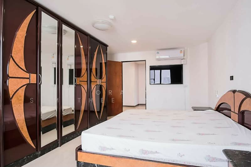 Empire House, Bangkok, Eakamai, Khlong Tan Nua, Watthana, Bangkok, 3 Bedrooms, 183 sqm, Condo For Sale, by Orapa Sumetheesirisakul, 500161957 - DDproperty.com