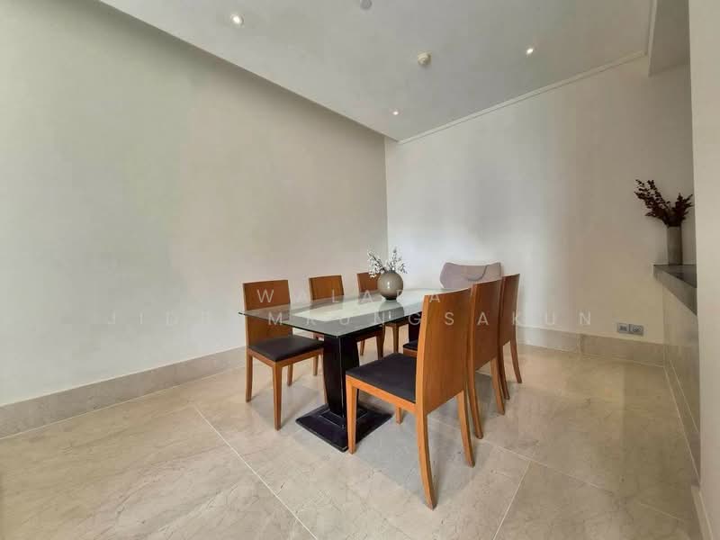 The Infinity : ดิ อินฟินิตี้, กรุงเทพ, 98 ถนนนราธิวาสราชนครินทร์, สีลม, บางรัก, กรุงเทพ, 127 ตร.ม., คอนโด ให้เช่า, โดย Walapa Jidbumrungsakun, 500161962 - DDproperty.com