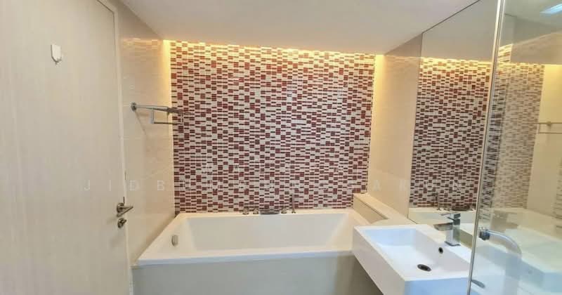 Le Nice Ekamai, Bangkok, Sukhumvit 63 Road, Phra Kanong Nua, Watthana, Bangkok, 1 Bedroom, 50 sqm, Condo For Rent, by Walapa Jidbumrungsakun, 500161977 - DDproperty.com