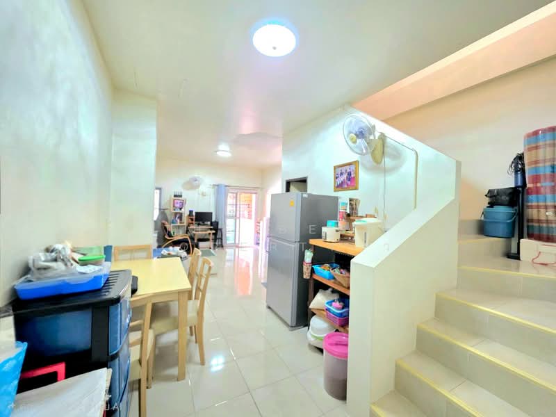 Golden Condo Laem Chabang : โกลเด้น คอนโด แหลมฉบัง, ชลบุรี, หนองขาม, ศรีราชา, ชลบุรี, 120 ตร.ม., คอนโด ขาย, โดย The Best Property วา, 500162000 - DDproperty.com