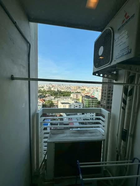 Le Luk Condominium, Bangkok, 1599 291 Sukhumvit Rd, Phra Kanong Nua, Watthana, Bangkok, Studio, 40 sqm, Condo For Rent, by Walapa Jidbumrungsakun, 500162026 - DDproperty.com