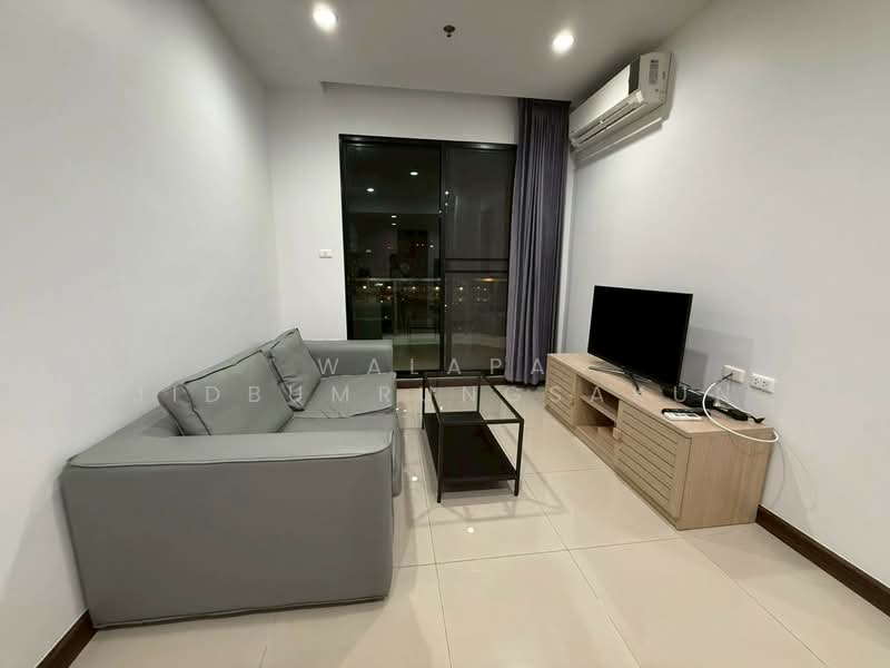 Supalai Premier Asoke, Bangkok, 1750 Petchaburi Road, Bang Kapi, Huai Khwang, Bangkok, 1 Bedroom, 50 sqm, Condo For Rent, by Walapa Jidbumrungsakun, 500162031 - DDproperty.com