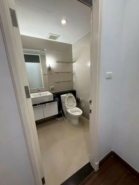 Supalai Premier Asoke, Bangkok, 1750 Petchaburi Road, Bang Kapi, Huai Khwang, Bangkok, 1 Bedroom, 50 sqm, Condo For Rent, by Walapa Jidbumrungsakun, 500162031 - DDproperty.com