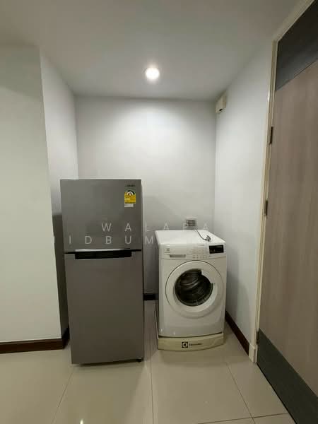 Supalai Premier Asoke, Bangkok, 1750 Petchaburi Road, Bang Kapi, Huai Khwang, Bangkok, 1 Bedroom, 50 sqm, Condo For Rent, by Walapa Jidbumrungsakun, 500162031 - DDproperty.com