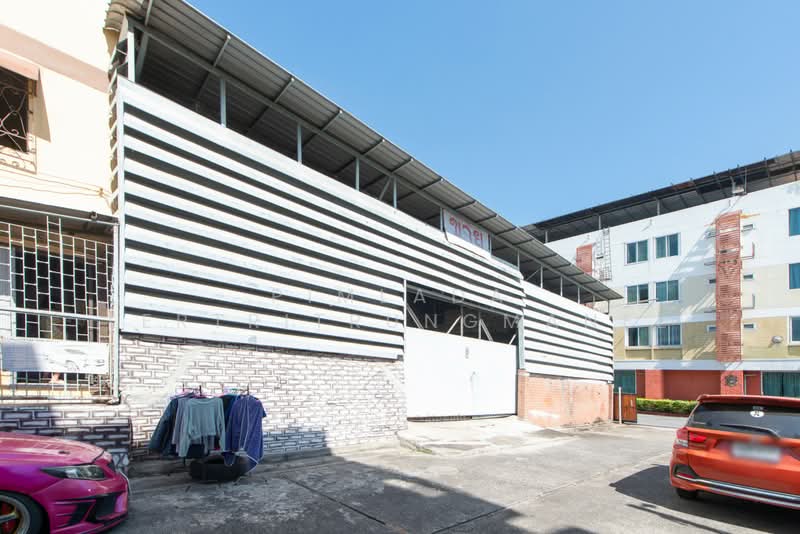 หอพักรุ่งแสงทอง, กรุงเทพ, ลาดกระบัง, ลาดกระบัง, กรุงเทพ, 400 ตร.ม., ตึกแถว-อาคารพาณิชย์ ขาย, โดย Pimlada Lertritrungmanee, 500162036 - DDproperty.com